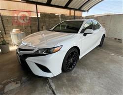 تۆیۆتا کامری